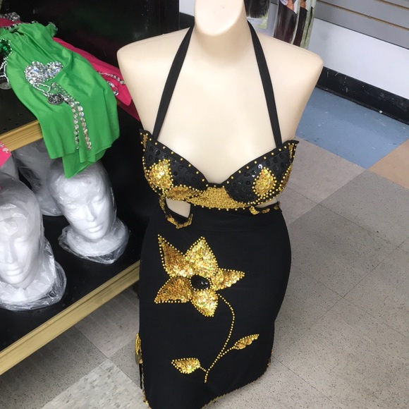 Custom - Picture 2 of 2